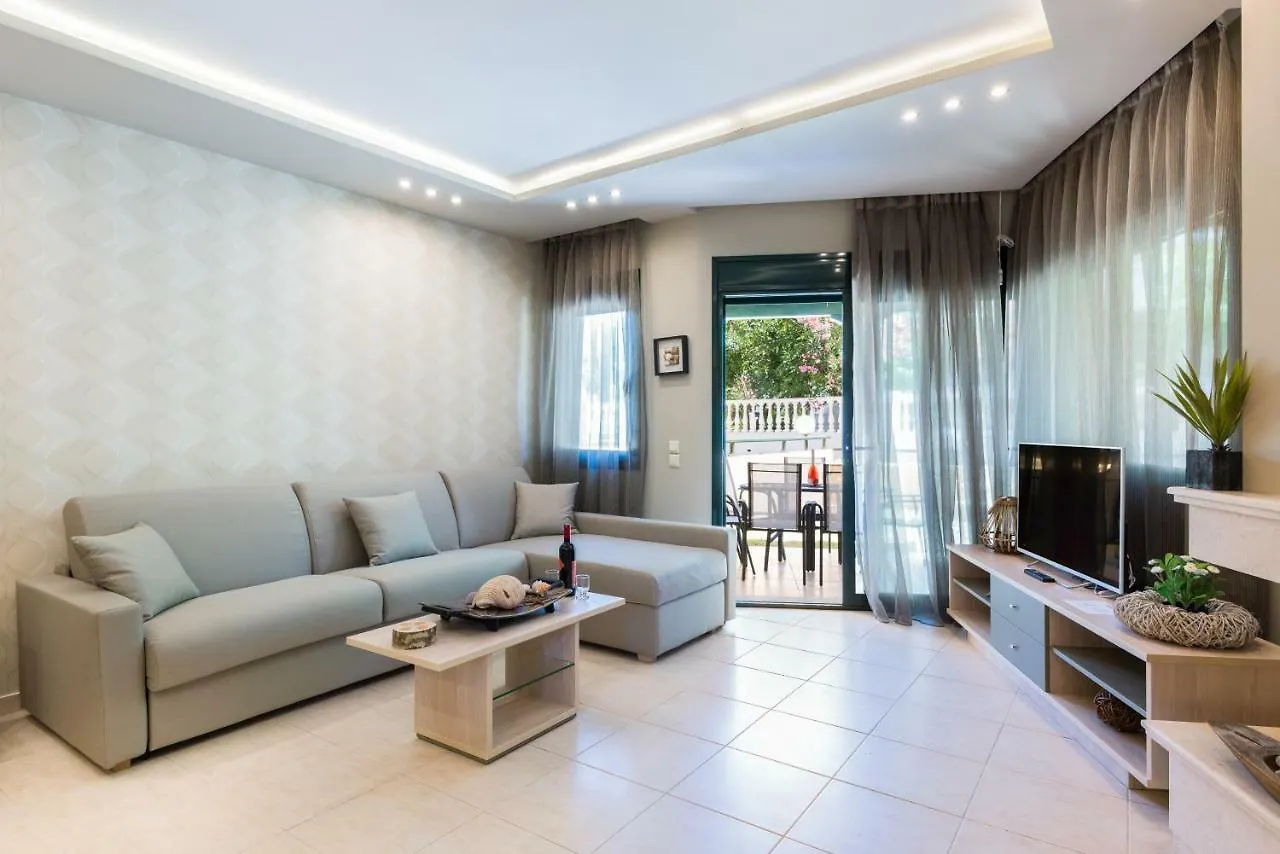 Toroni Blue Apartment